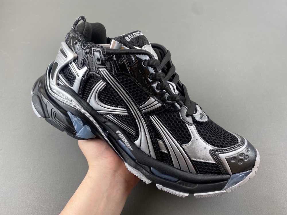 Balenciaga Runner  772774 W3RNY 0322