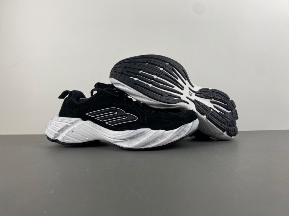 Balenciaga16 MONDAY  825418 WMNSS 1000