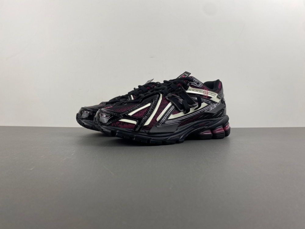 New Balance M U1906AD