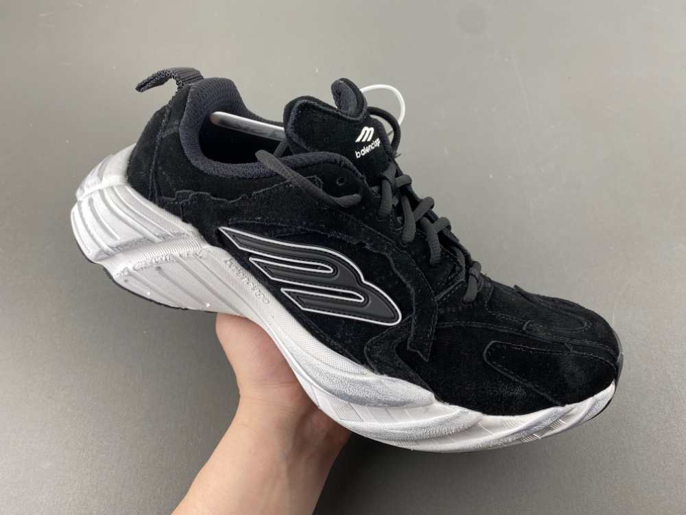 Balenciaga16 MONDAY  825418 WMNSS 1000