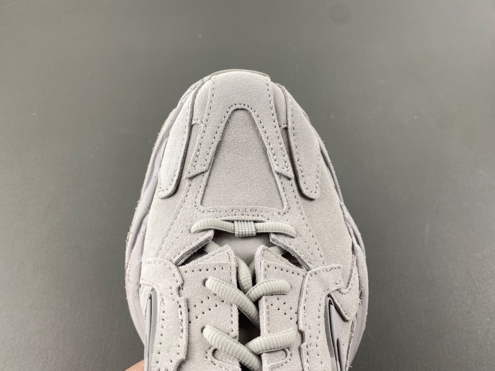 Balenciaga16 MONDAY  825418 WMNSS 1011