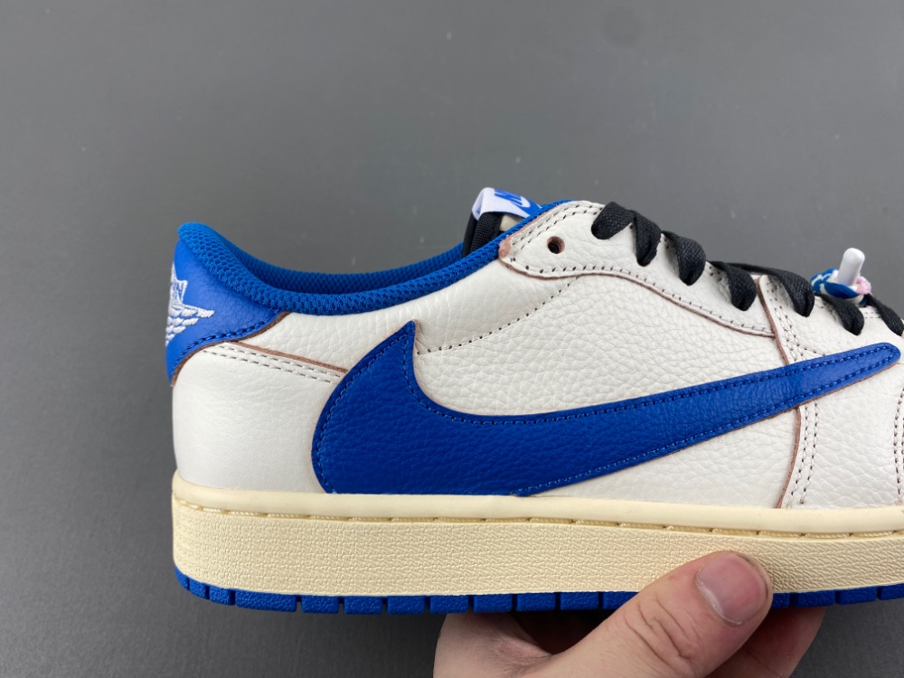 Travis Scott x Fragment x Air Jordan 1 Low OG  DM7866-104