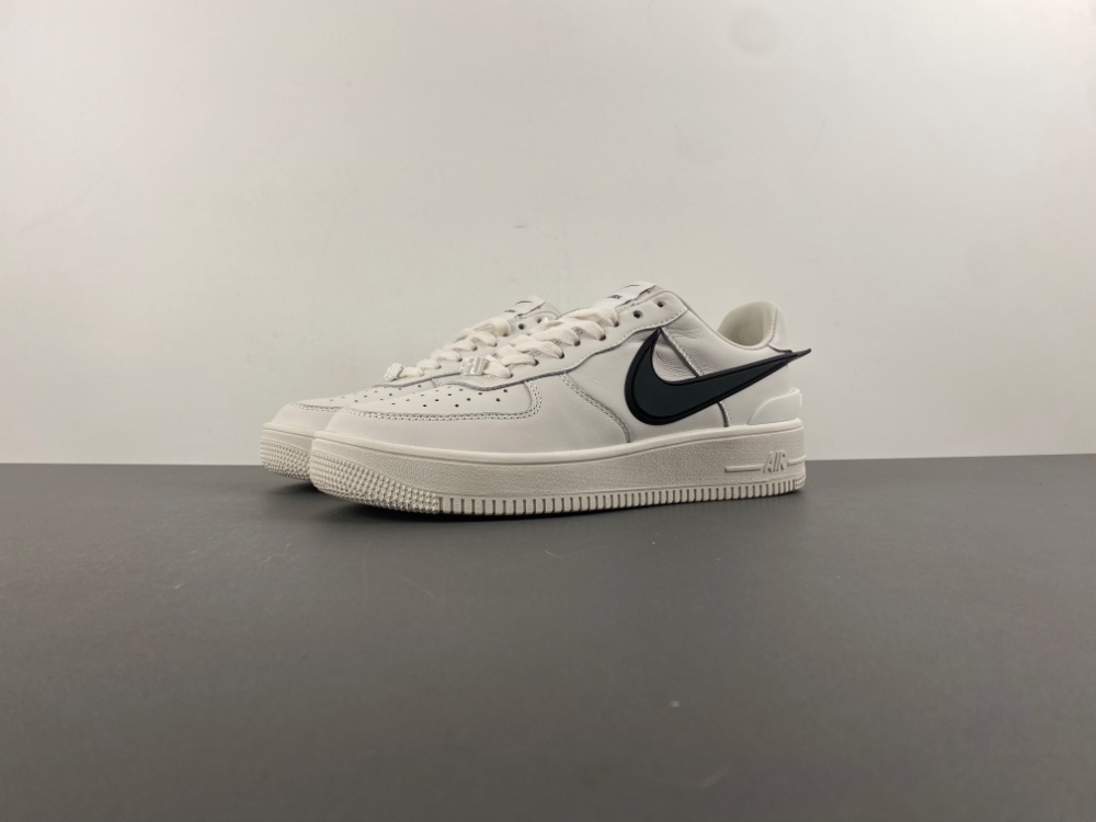 AMBUSH x Nike Air Force 1 Low  DV3464-002