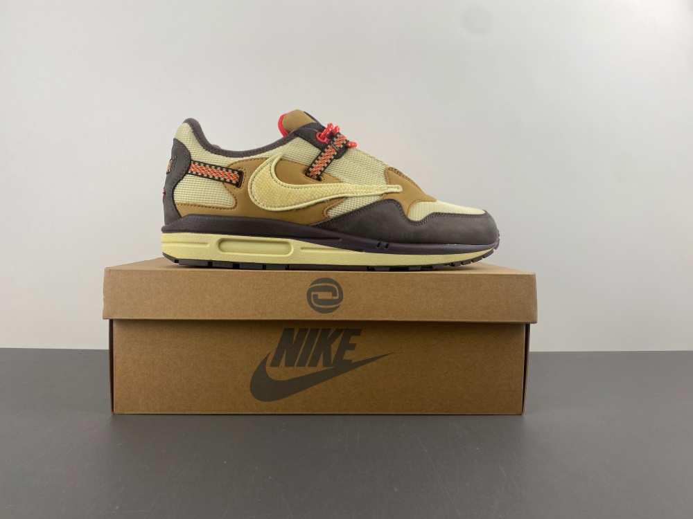 Nike Max1 ts  Travis Scott x MAX1  do9392-200