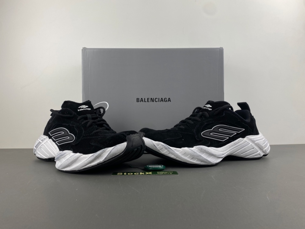 Balenciaga16 MONDAY  825418 WMNSS 1000