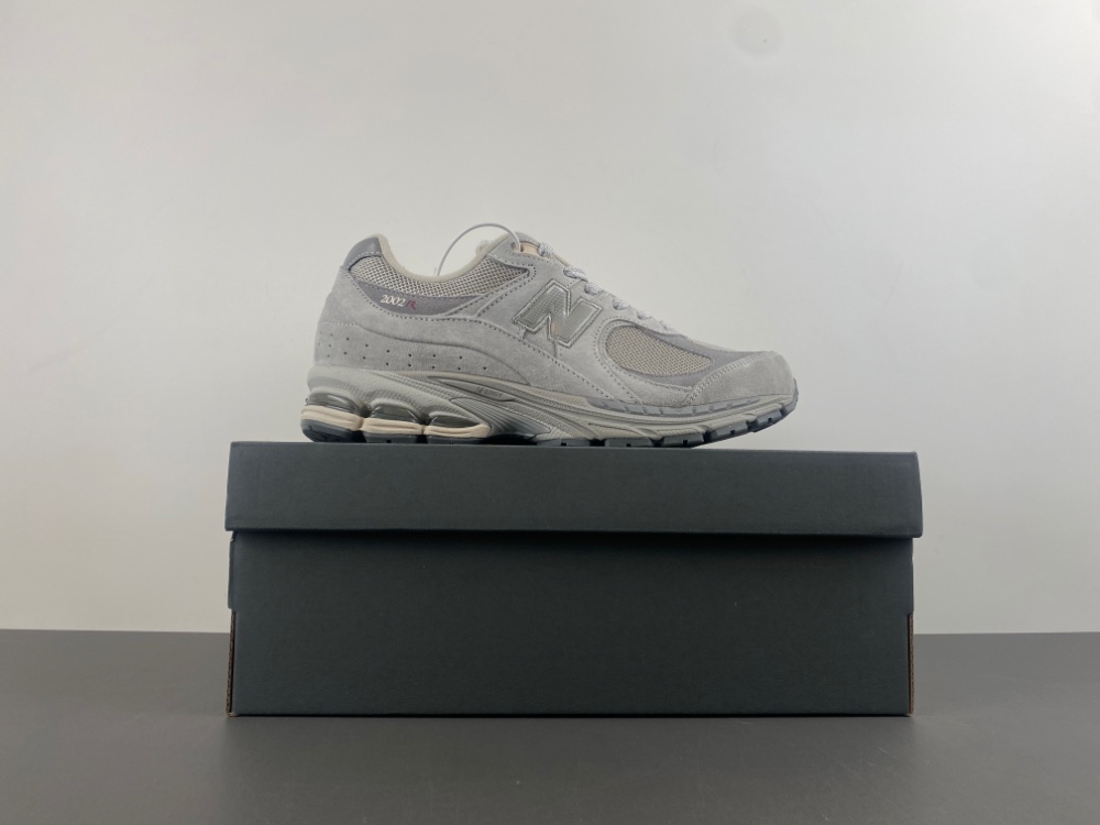 new balance NB 2002 U2002REE