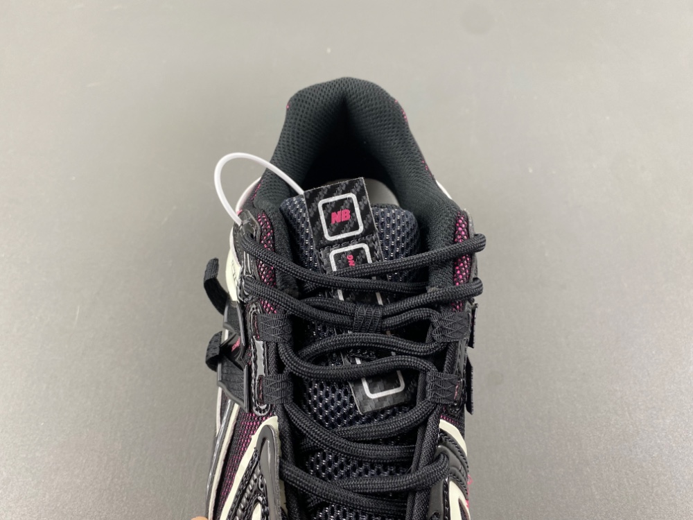 New Balance M U1906AD