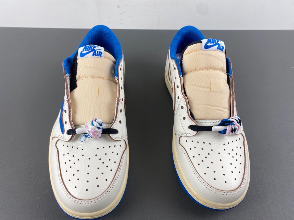 Travis Scott x Fragment x Air Jordan 1 Low OG 2.0 DM7866-104