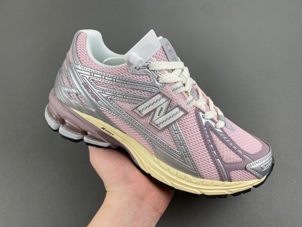 New Balance 1906 “Inkwell  U1906
