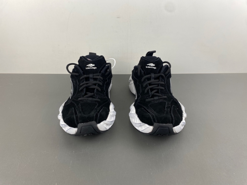 Balenciaga16 MONDAY  825418 WMNSS 1000