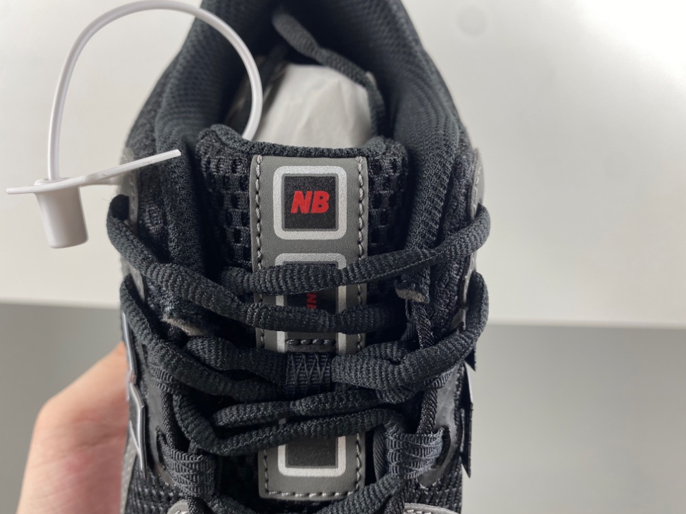 New Balance 1906A “Inkwell  U1906RCB