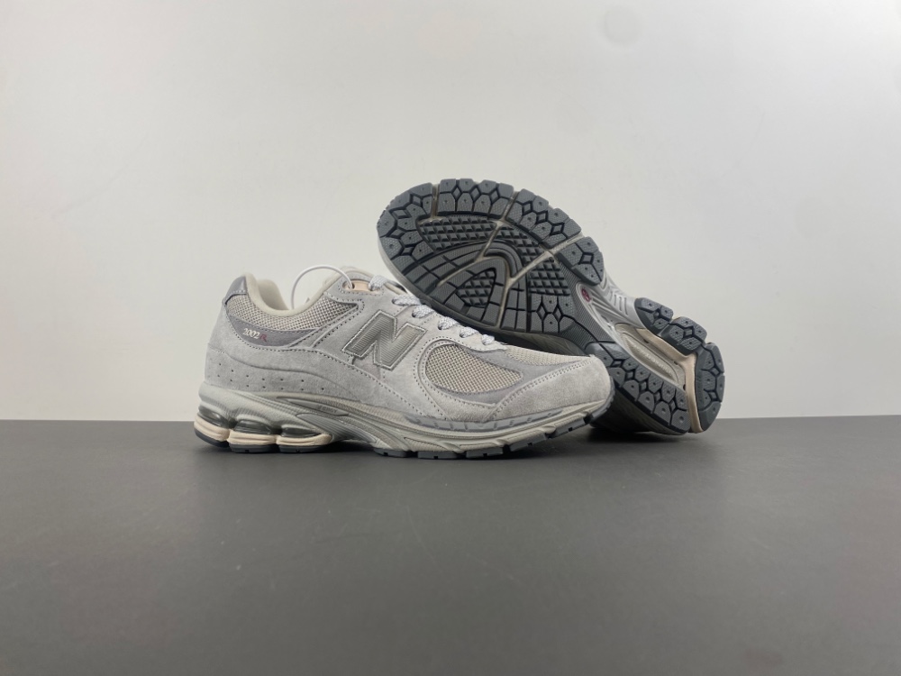 new balance NB 2002 U2002REE