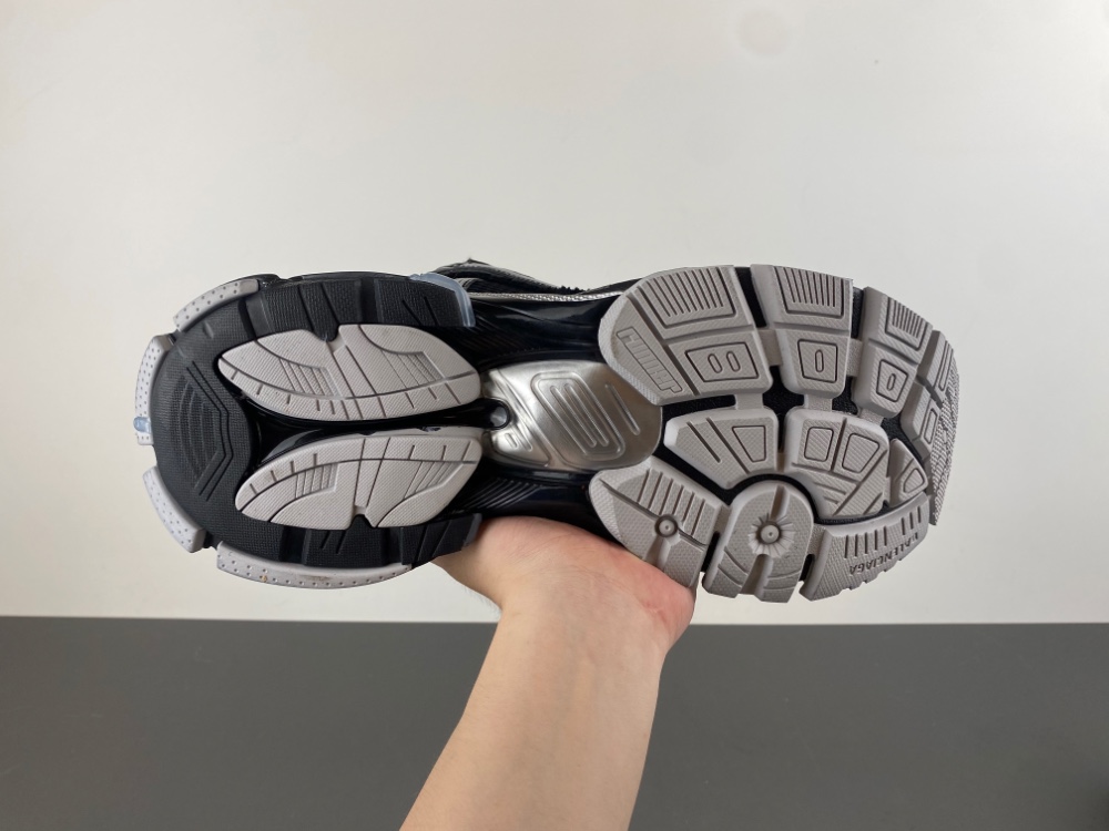 Balenciaga Runner  772774 W3RNY 0322