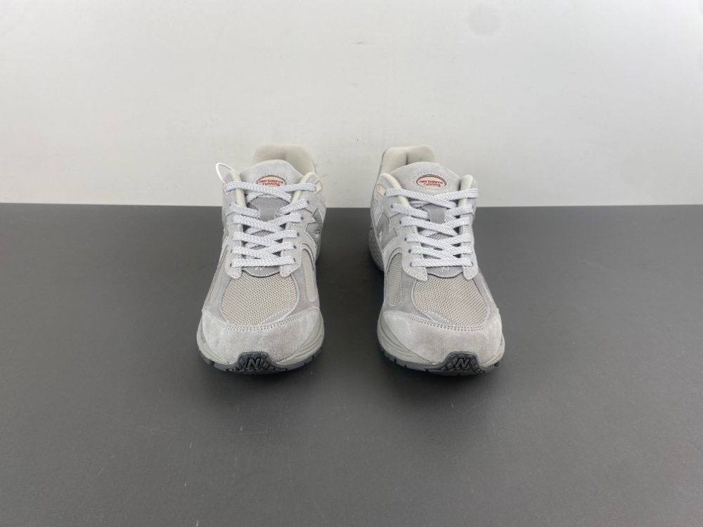 new balance NB 2002 U2002REE