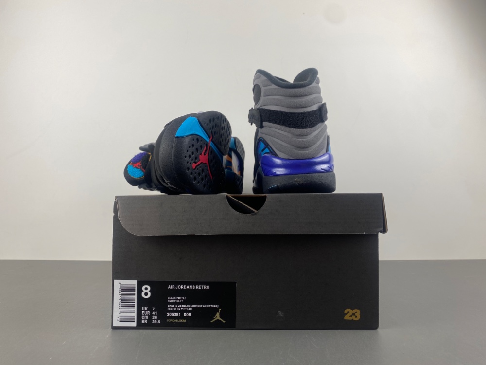 Air Jordan 8 “Aqua”  2025 305381-006