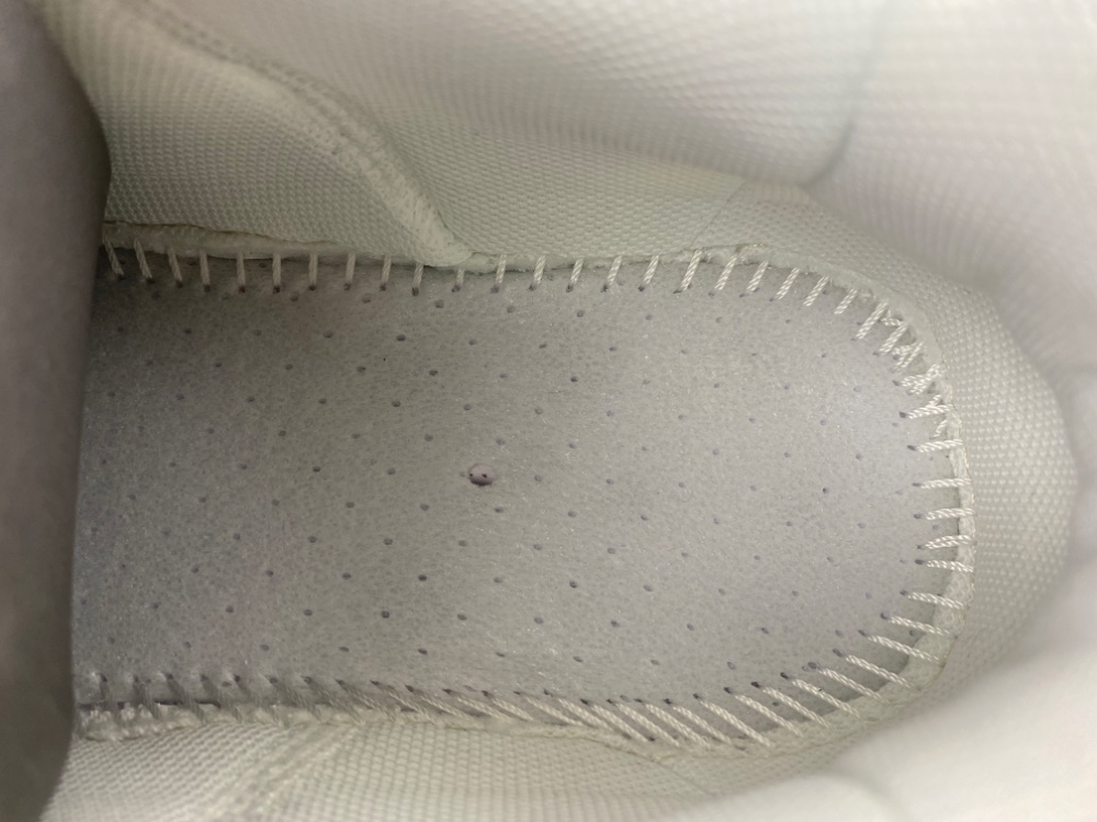 Balenciaga 911 815859 W2MV2 9000