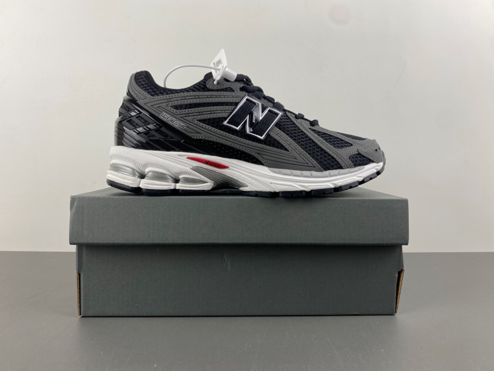 New Balance 1906A “Inkwell  U1906RCB