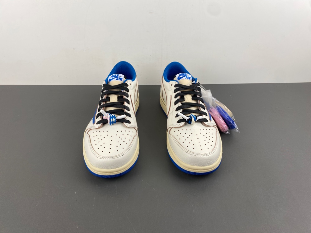 Travis Scott x Fragment x Air Jordan 1 Low OG  DM7866-104