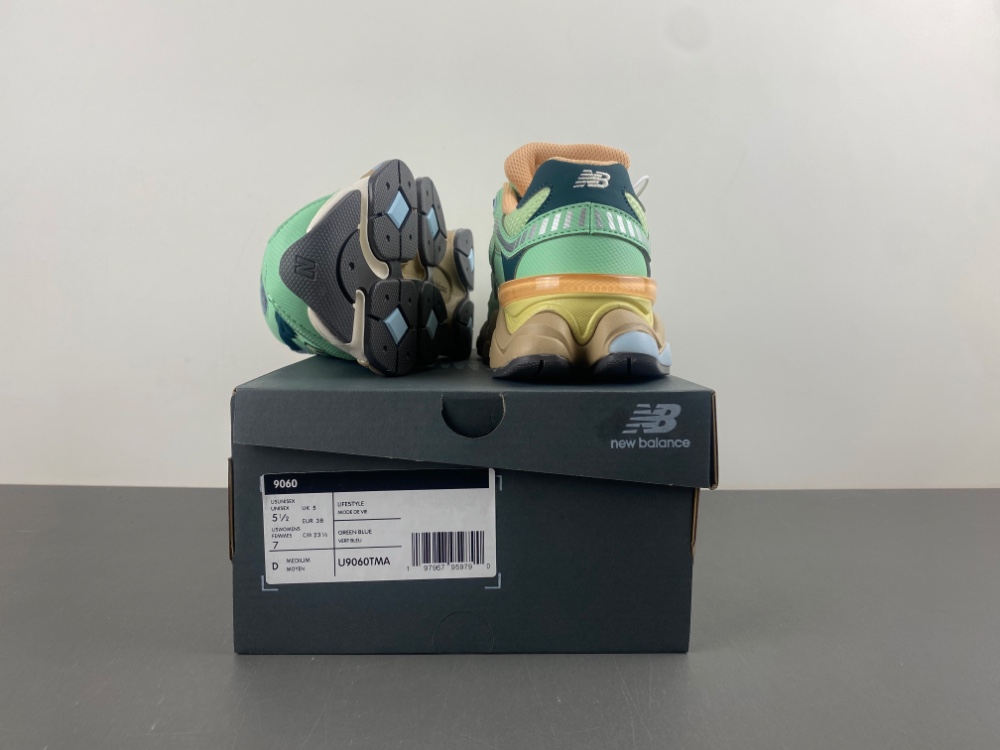 New Balance 9060 
