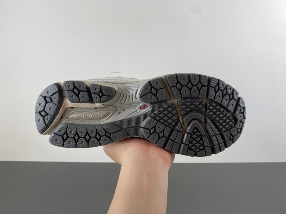 new balance NB 2002 U2002REE