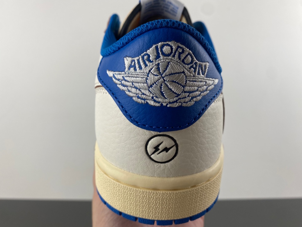 Travis Scott x Fragment x Air Jordan 1 Low OG 2.0 DM7866-104
