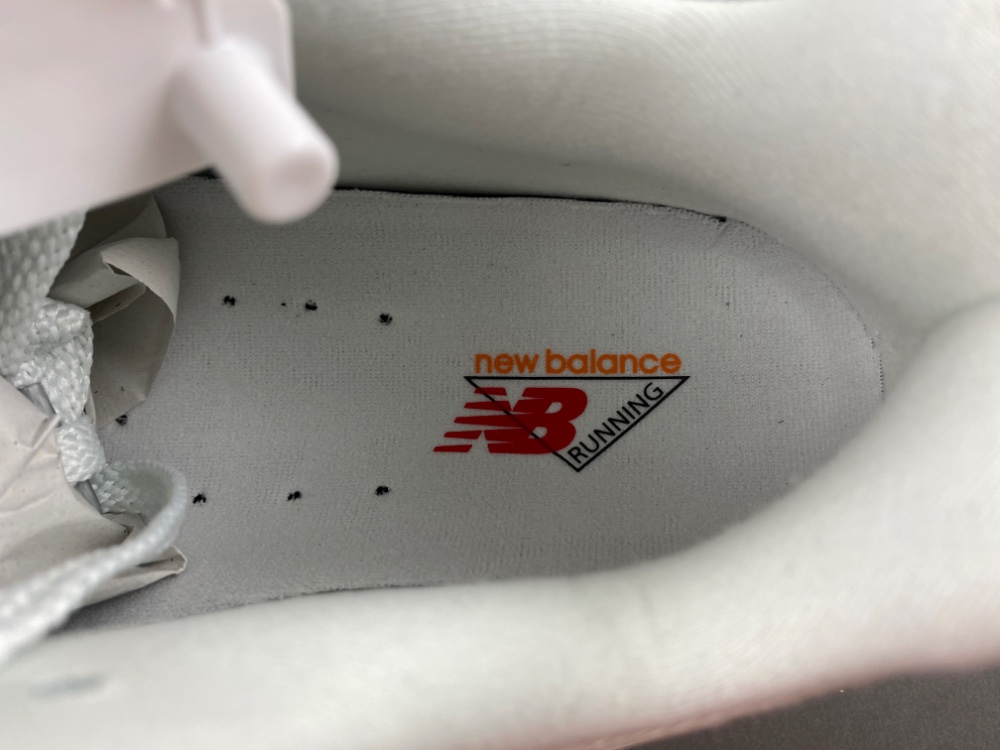 new balance NB 2002  M2002REC