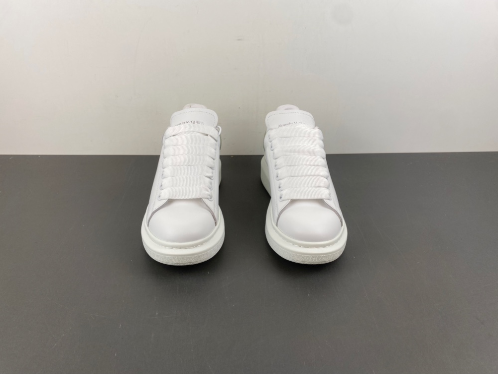Alexander McQueen  553770 WHGP0 9000