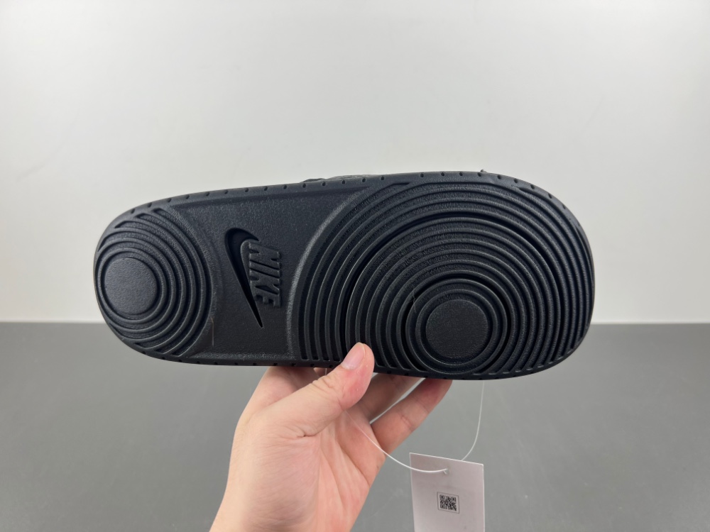 Kobe Offcourt Slide  IF2870-001