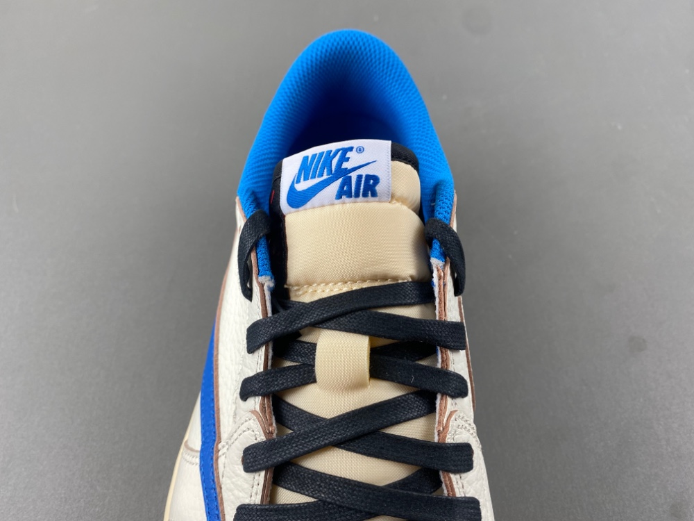Travis Scott x Fragment x Air Jordan 1 Low OG   2.0 DM7866-104