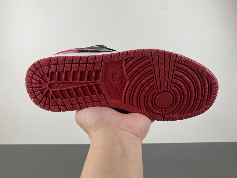 Air Jordan 1 Low  553558-063