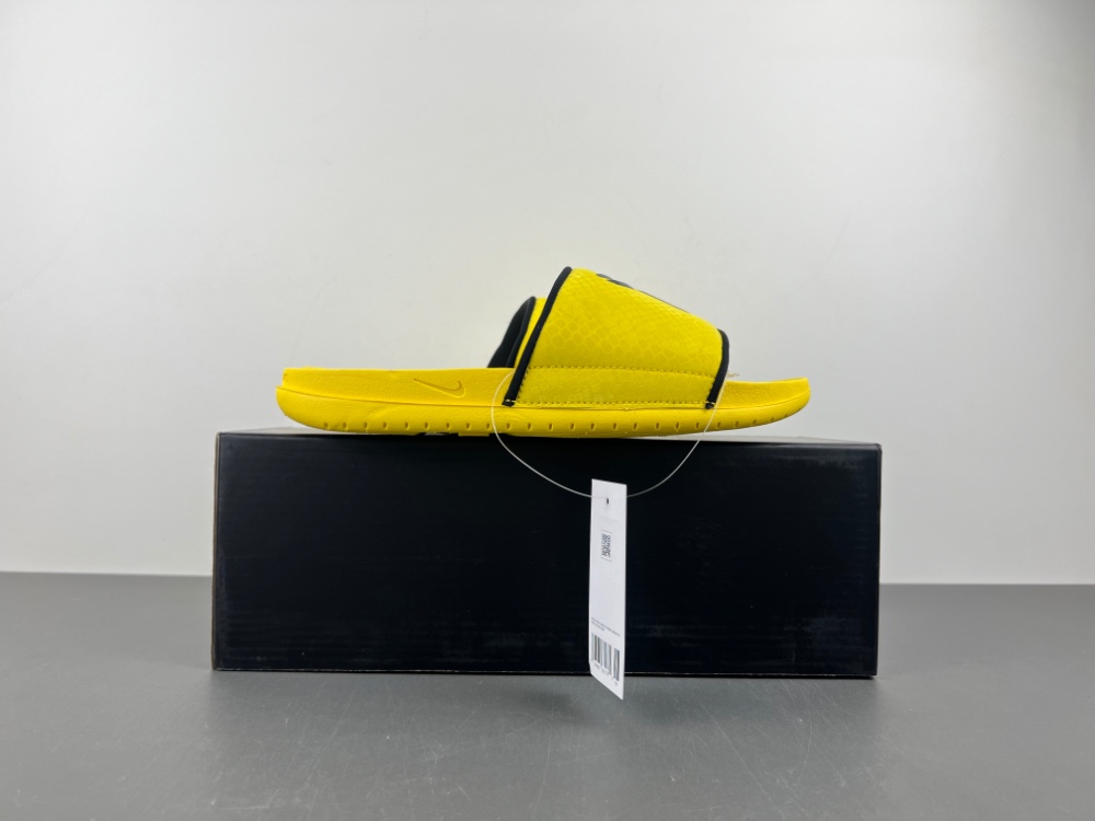 Nike Kobe Offcourt Slide  IF2870-700