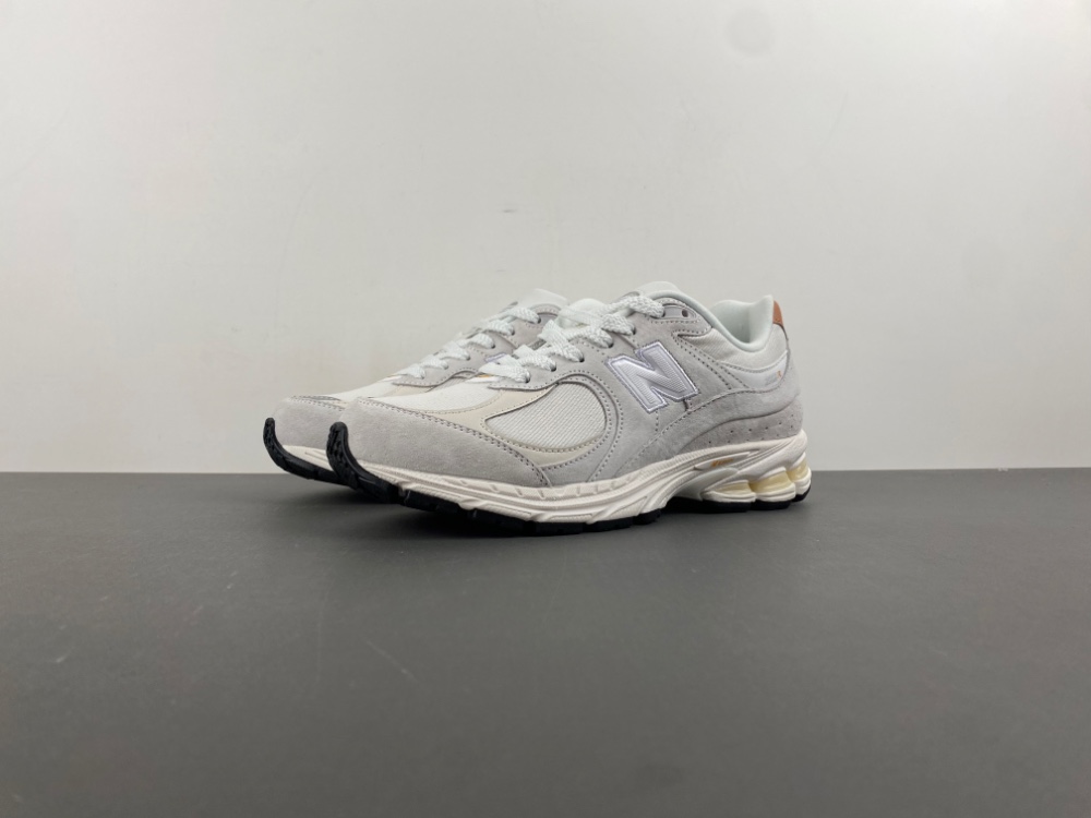 new balance NB 2002  M2002REC