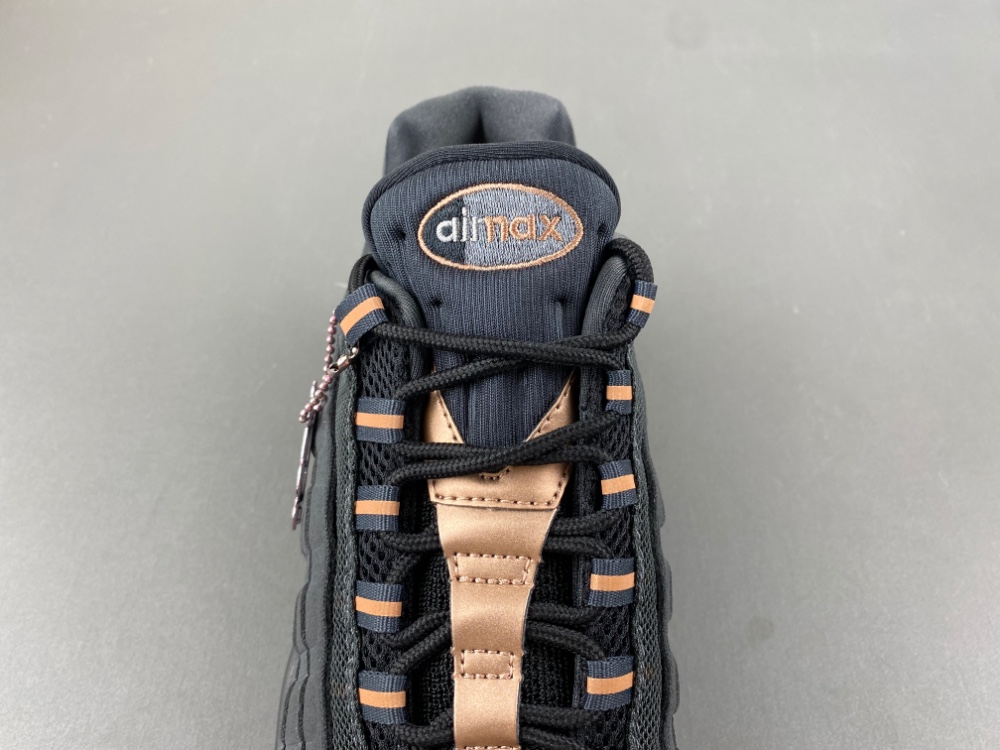 Central Cee x Nike Air Max 95  HQ6457-001