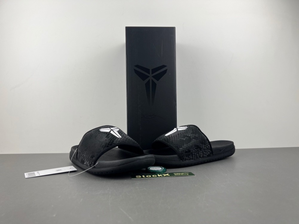 Kobe Offcourt Slide  IF2870-001
