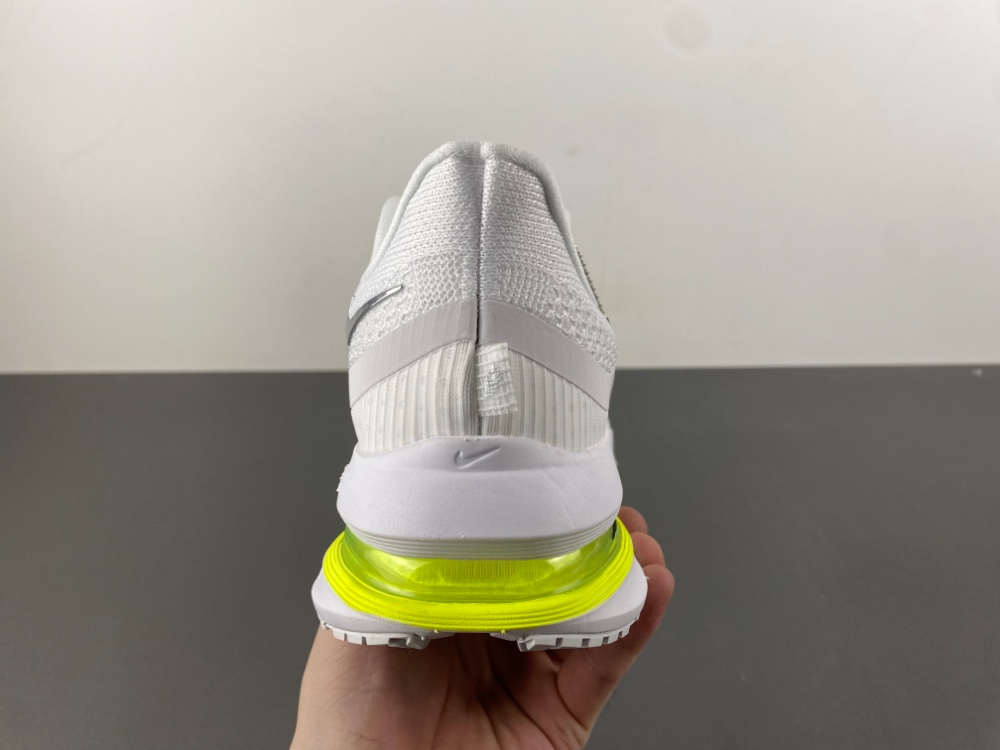 Nike Pegasus Premium   ZoomX  Air Zoom   HQ2592-100