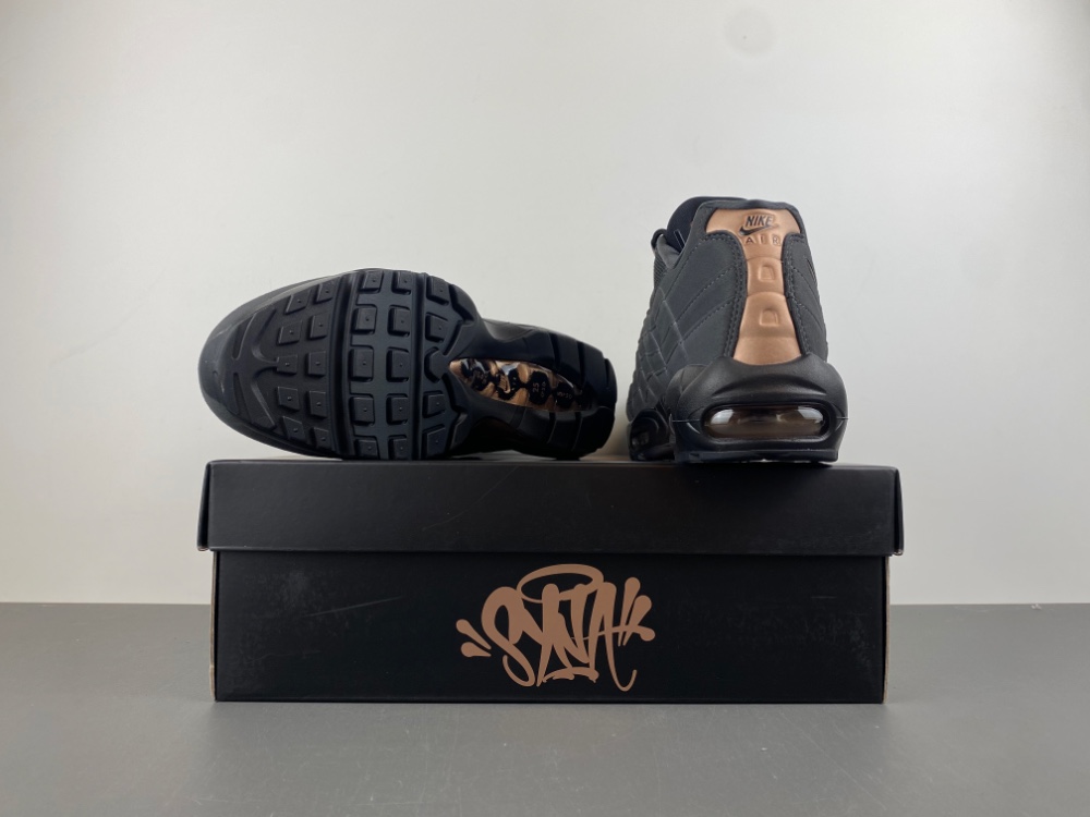 Central Cee x Nike Air Max 95  HQ6457-001