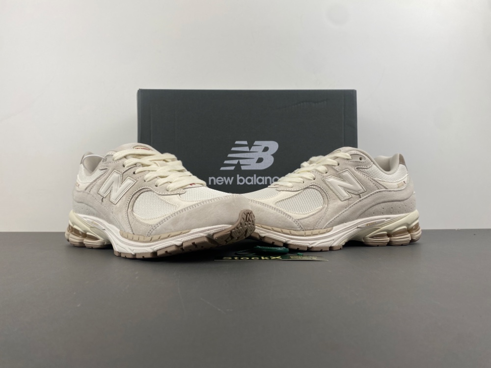 new balance NB 2002  M2002RHX