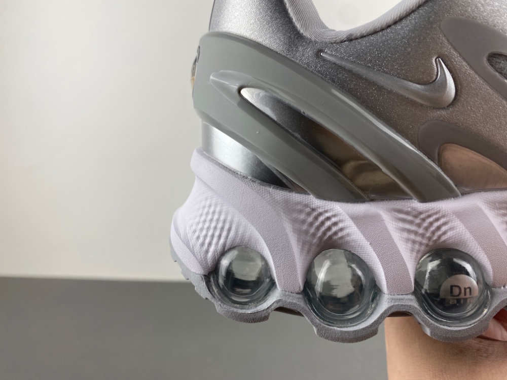 Nike Air Max DN 8  HF5509-002