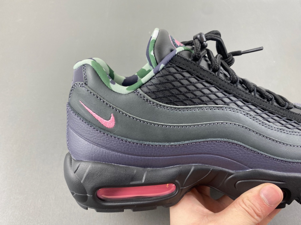 Corteiz x Air Max 95 SP “ Pink Beam” FB2709-001
