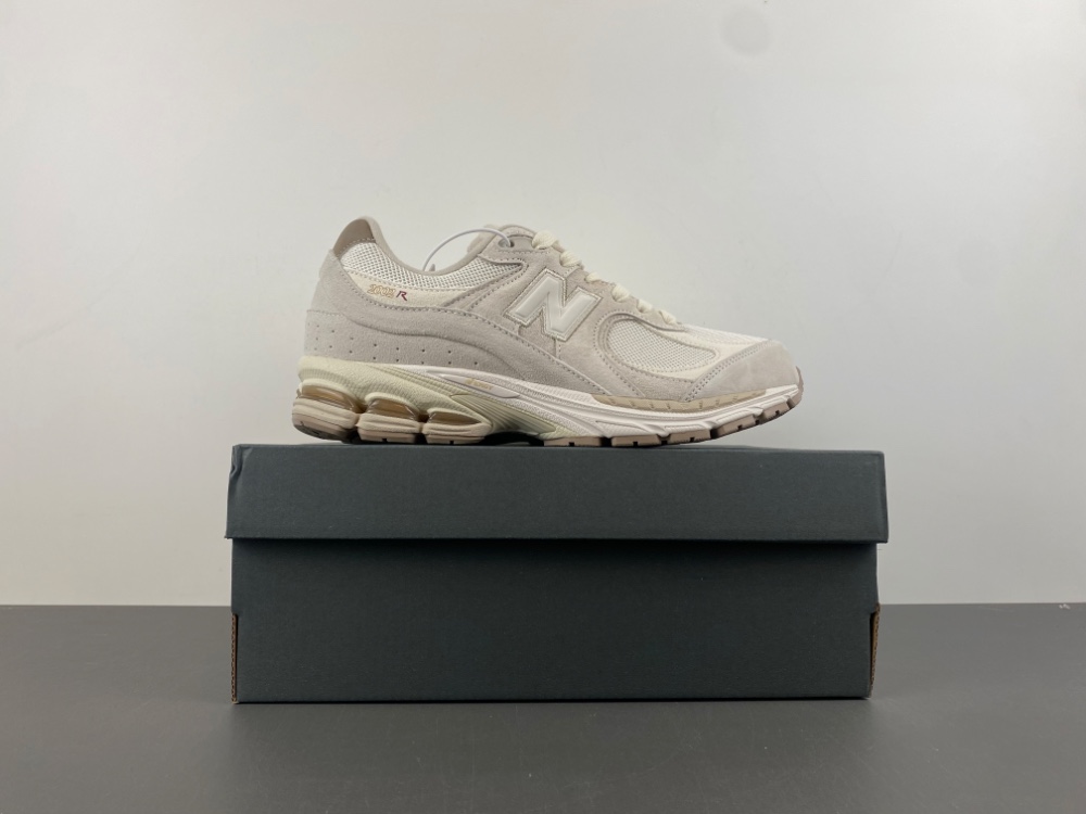 new balance NB 2002  M2002RHX