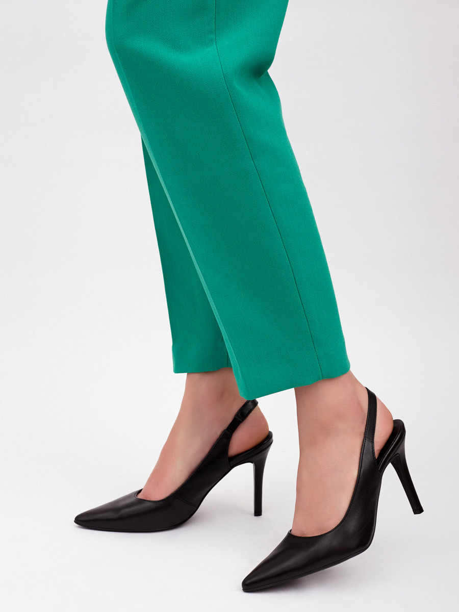 Czarne czóenka na wysokim obcasie