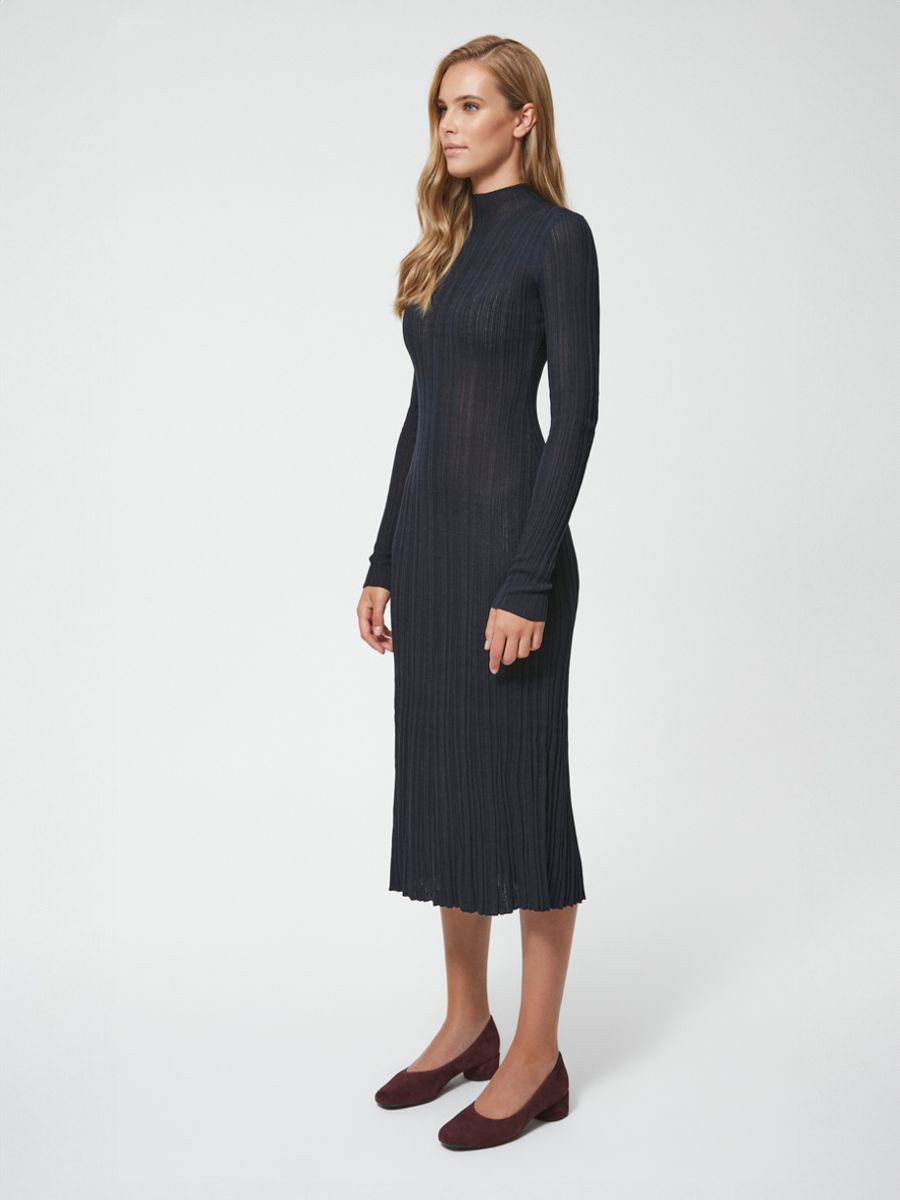 Bordowe, welurowe czóenka