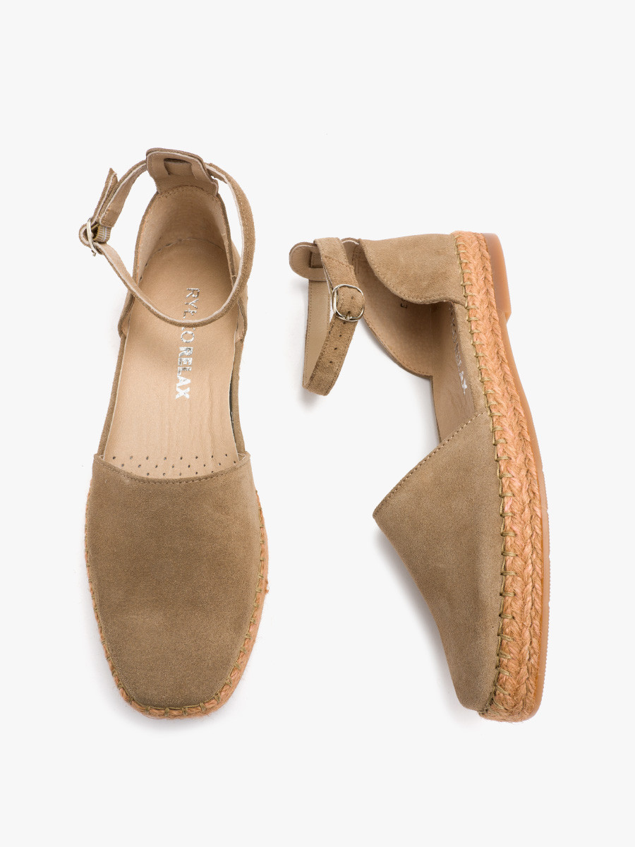 Beowe espadryle z zapiciem
