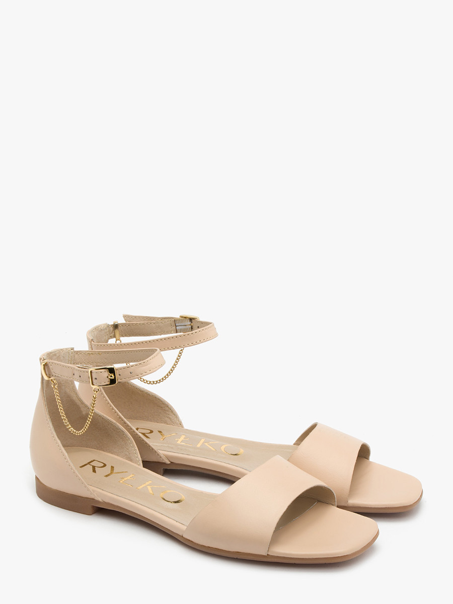 Beowe sanday ze zotym ańcuszkiem