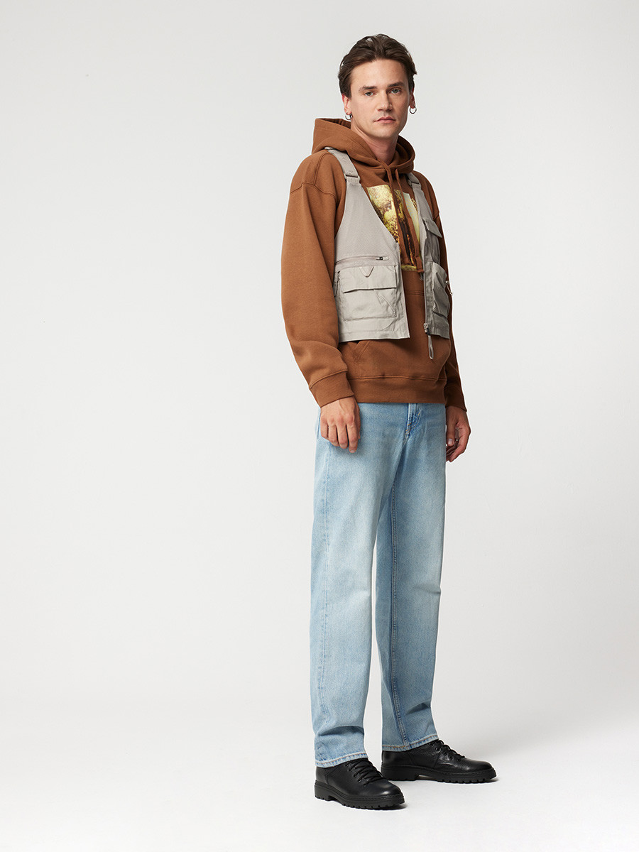 Czarny trzewik mski na lekkiej podeszwie