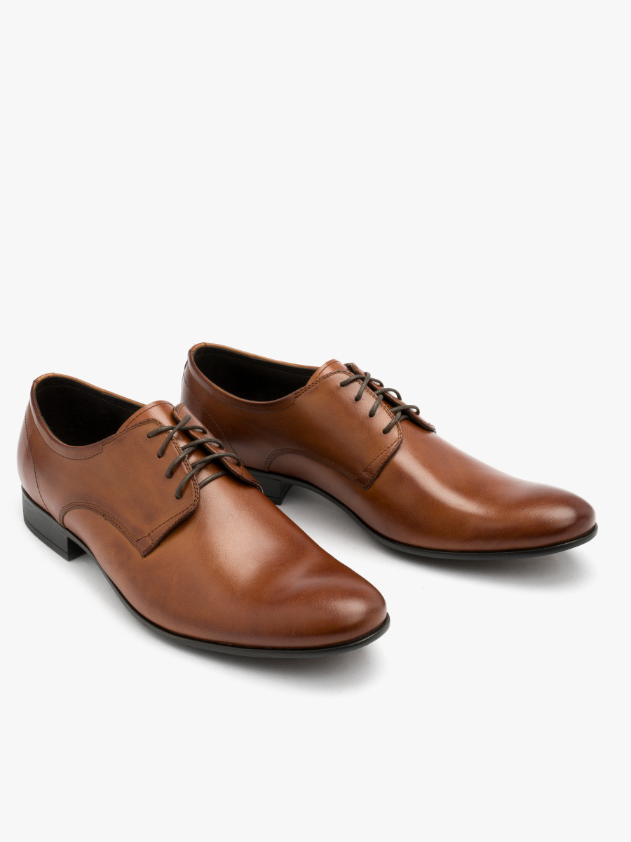 Brzowe póbuty mskie