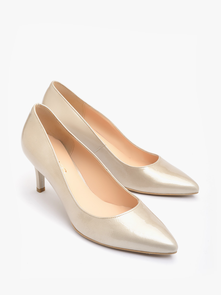 Czóenka na niskiej szpilce