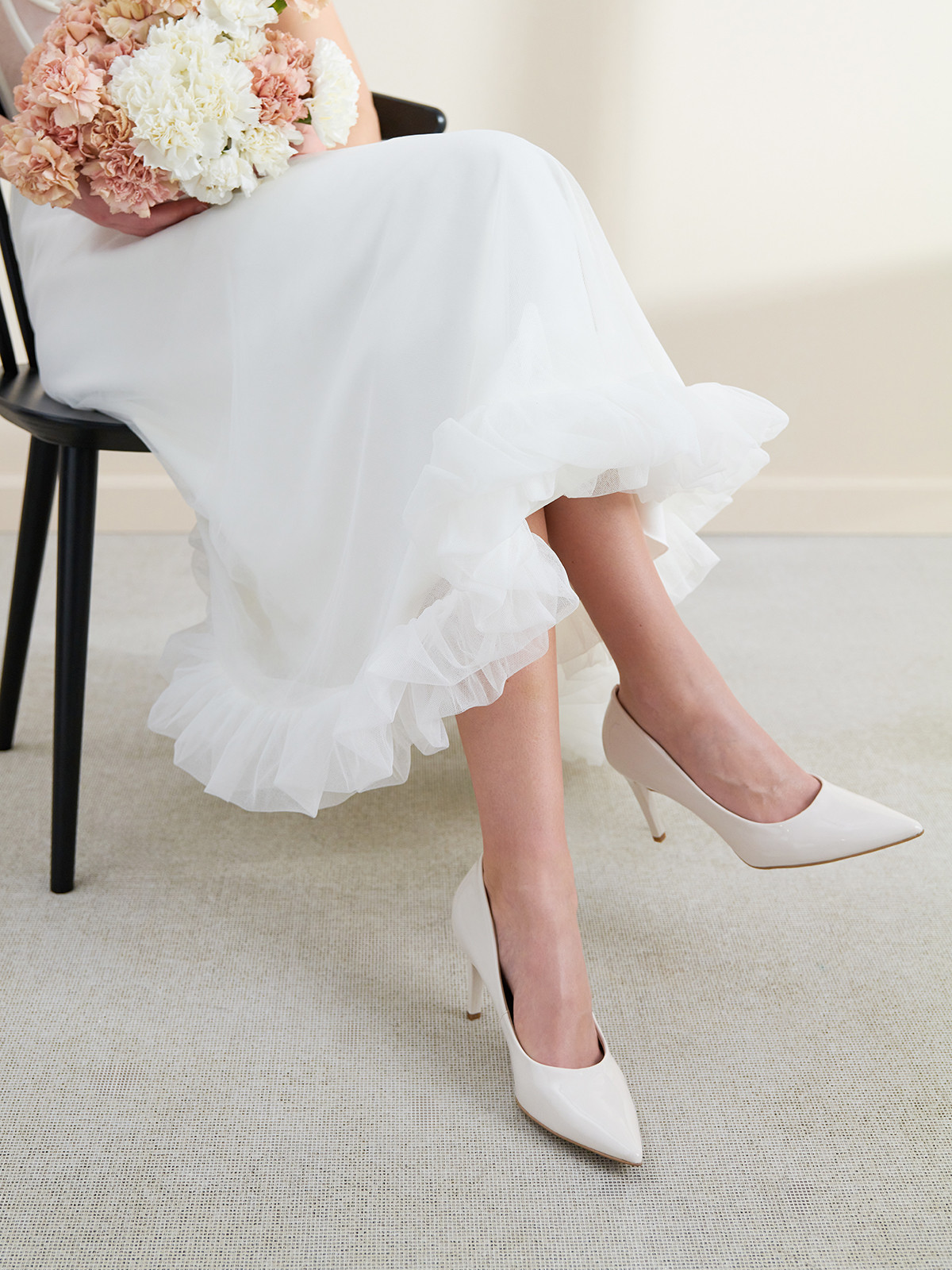 Lakierowane czóenka na szpilce