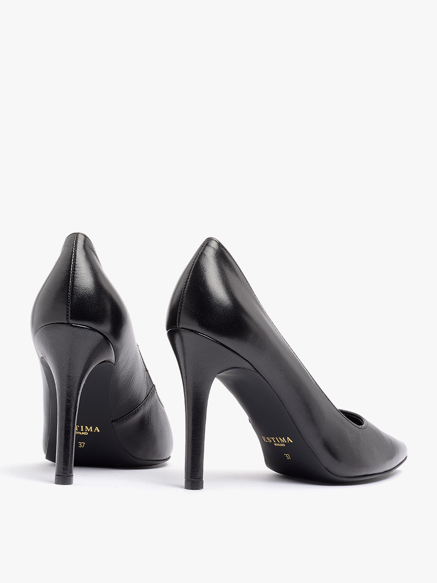 Czarne czóenka na wysokiej szpilce