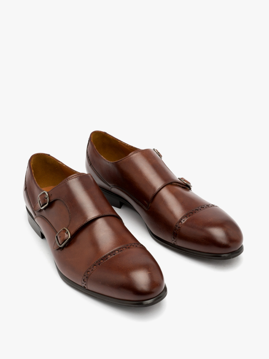 Brzowe póbuty mskie z ozdobn cholewk